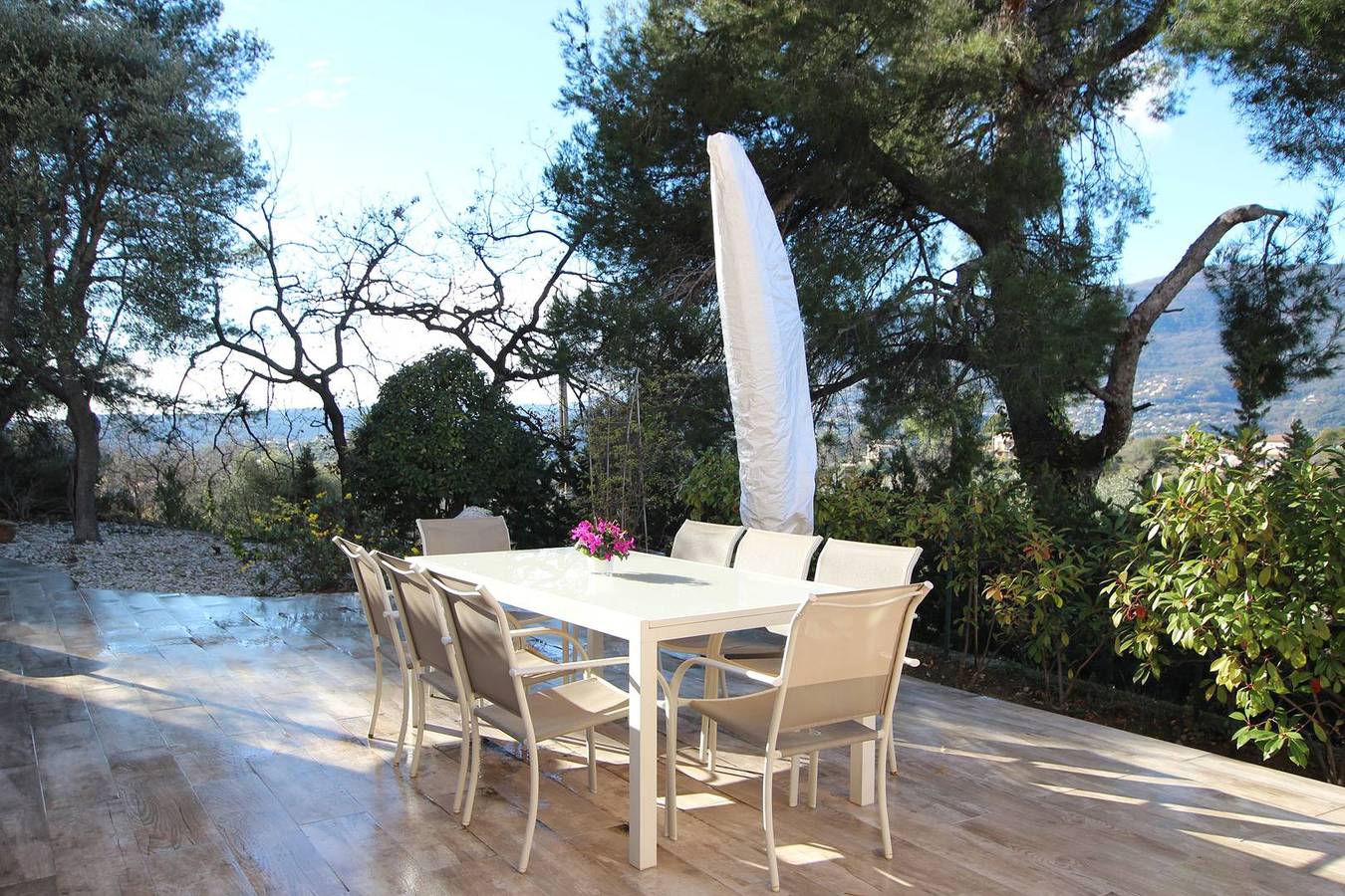 Appartement de vacances entier, Sur les hauteurs de l'arrière pays de Nice, belle villa idéale en famille ou entre amis in Colomars, Région de Nice