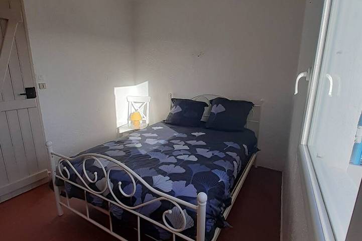 Location de vacances pour 5 personnes, avec terrasse et jardin dans Plage des sables d'or - 2