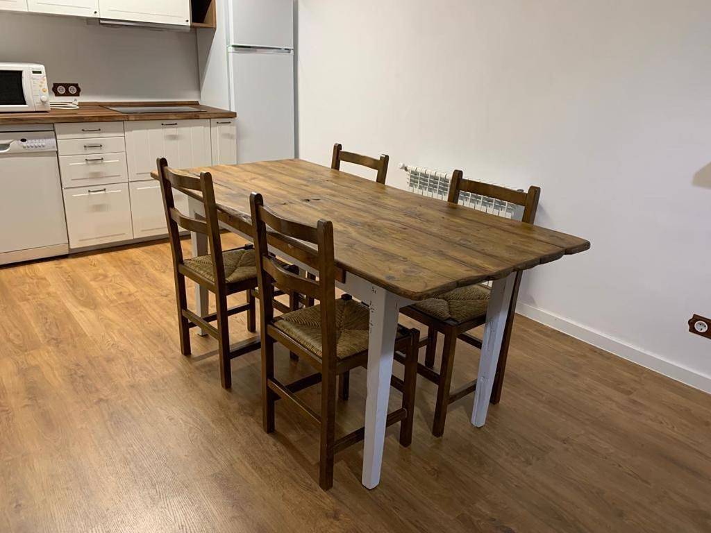 Geheel appartement, Casa Altemir in Campo, Aragonese Pyrenees