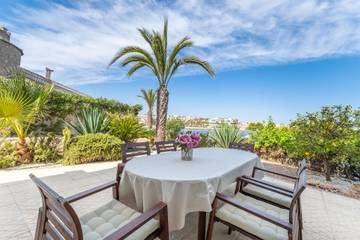 Cheap Villa for 12 People in Ciudad Quesada, Rojales, Photo 1
