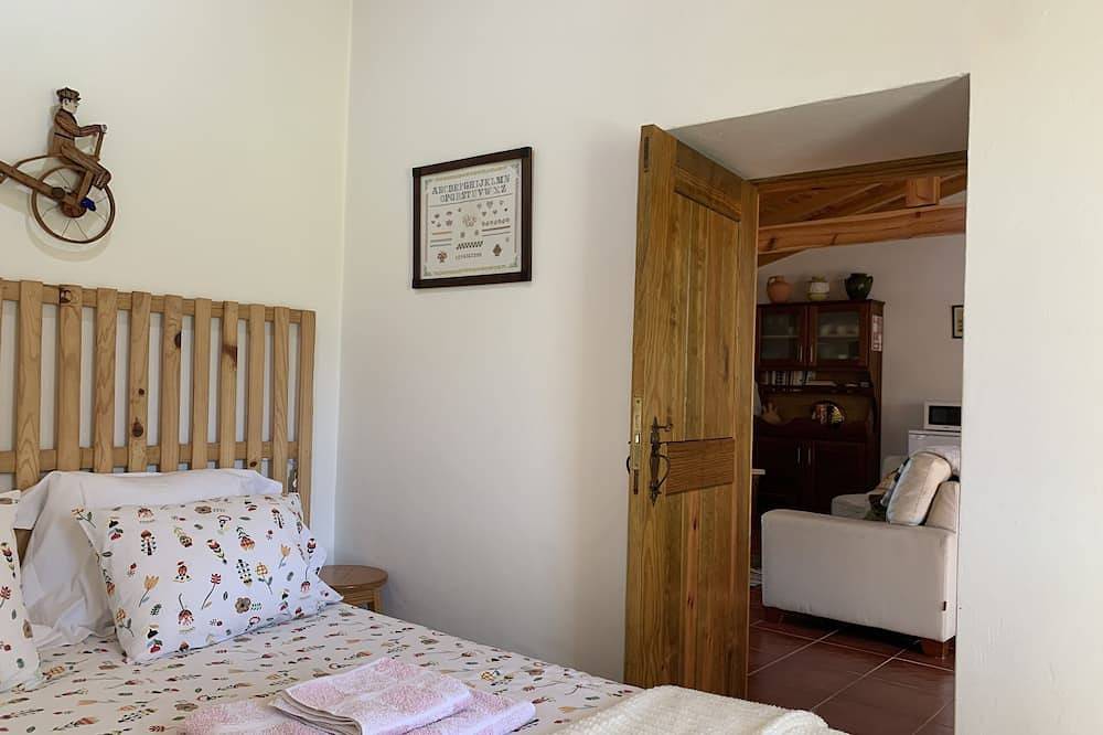 Die Wassermühle | O Moinho da Ribeira in Porto de Mós, Parque Natural das Serras de Aire e Candeeiros