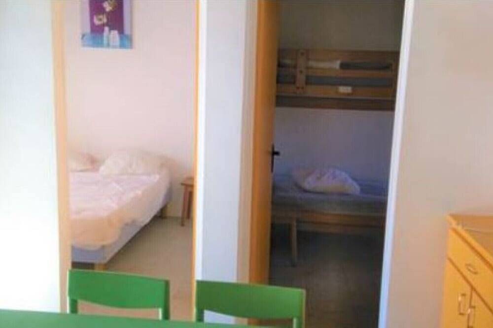 Casa de campo de 2 dormitorios (7 personas) in Villefranche-de-Panat, Aveyron (desambiguación)