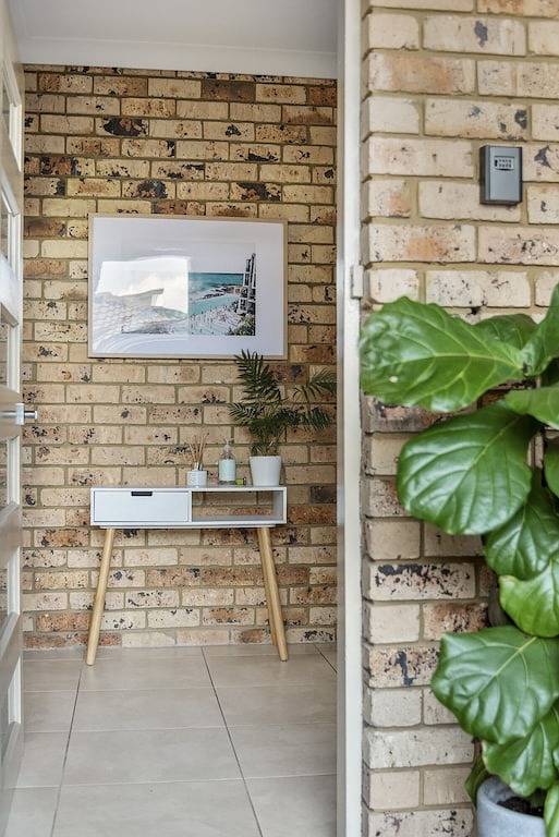 Two minute walk to Jones Beach and 10 minute stroll to Minnamurra River in Illawarra, New South Wales