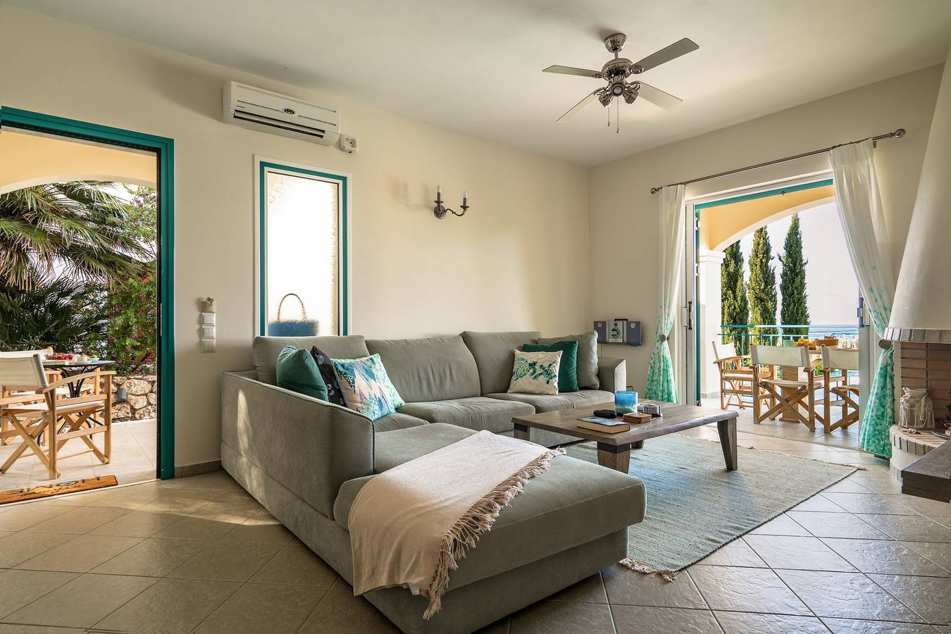 Hel lejlighed, Apartment 'Villa Millianna - Ground Floor Apt' with Sea View, Wi-Fi and Air Conditioning in Kefalonia