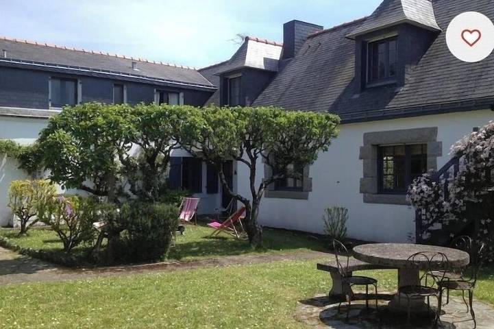Location de vacances pour 14 personnes, avec Terrasse et Jardin dans Plage De Treherve