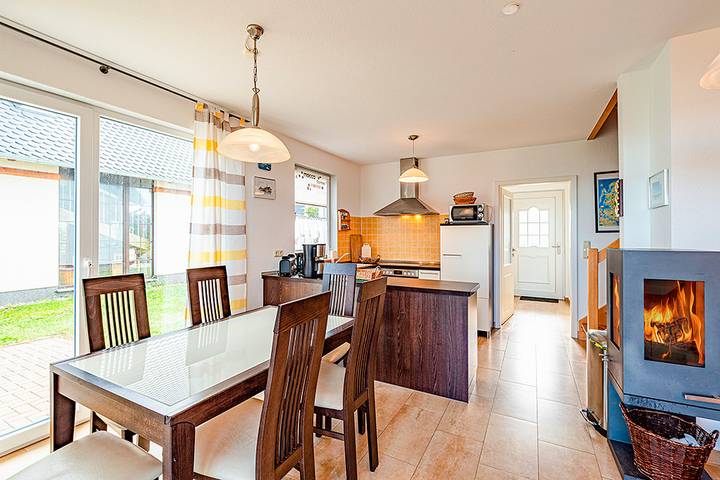 Ferienhaus für 6 Personen, mit Terrasse und Garten sowie Sauna in Neuenkirchen (Rügen) - 4