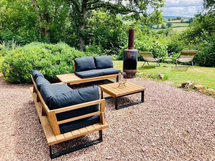 Location de vacances pour 8 personnes, avec piscine ainsi que vue et jardin dans Lac de Chaumeçon - 2