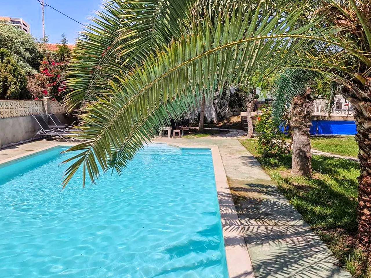 House with exclusive pool and garden 7 min walk from the beach and the center in el Campello, Costa Blanca