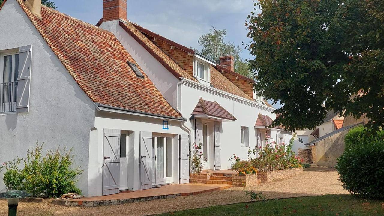 Cottage de 13 personnes proche du Mans in Le Breil-sur-Mérize, Sarthe