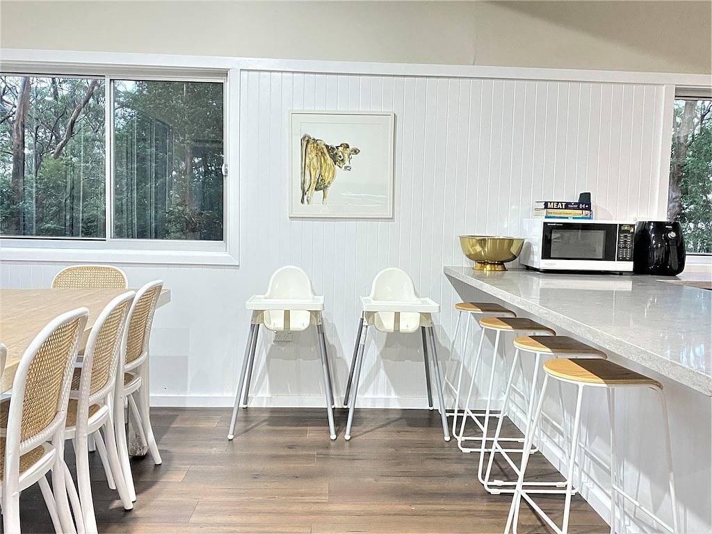 Farm Stay Kiama | 3 Bed Retreat | Fireplace & Bath in Illawarra, New South Wales