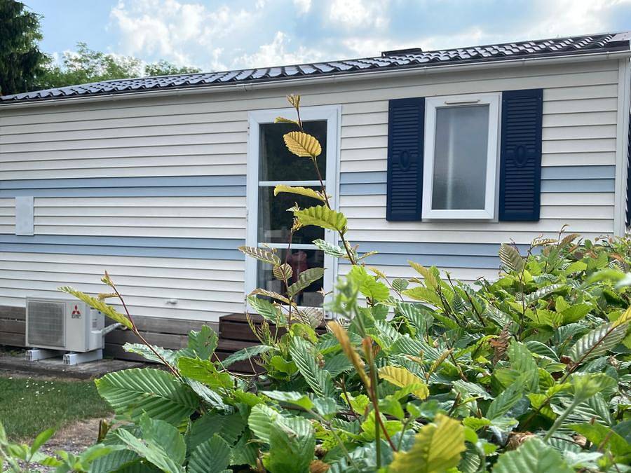 Flower Camping de la Trye - Mobilhome 2 personnes - 05-Mobil-Home Standard 26m2 (2ch - 1/5 pers.) + Tv + Clim - prix pour 2 personnes in Bresles, Oise