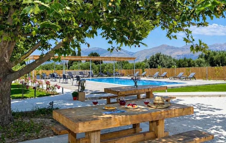 Chambre d’hôte pour 2 personnes, avec jardin ainsi que piscine et vue à Céphalonie