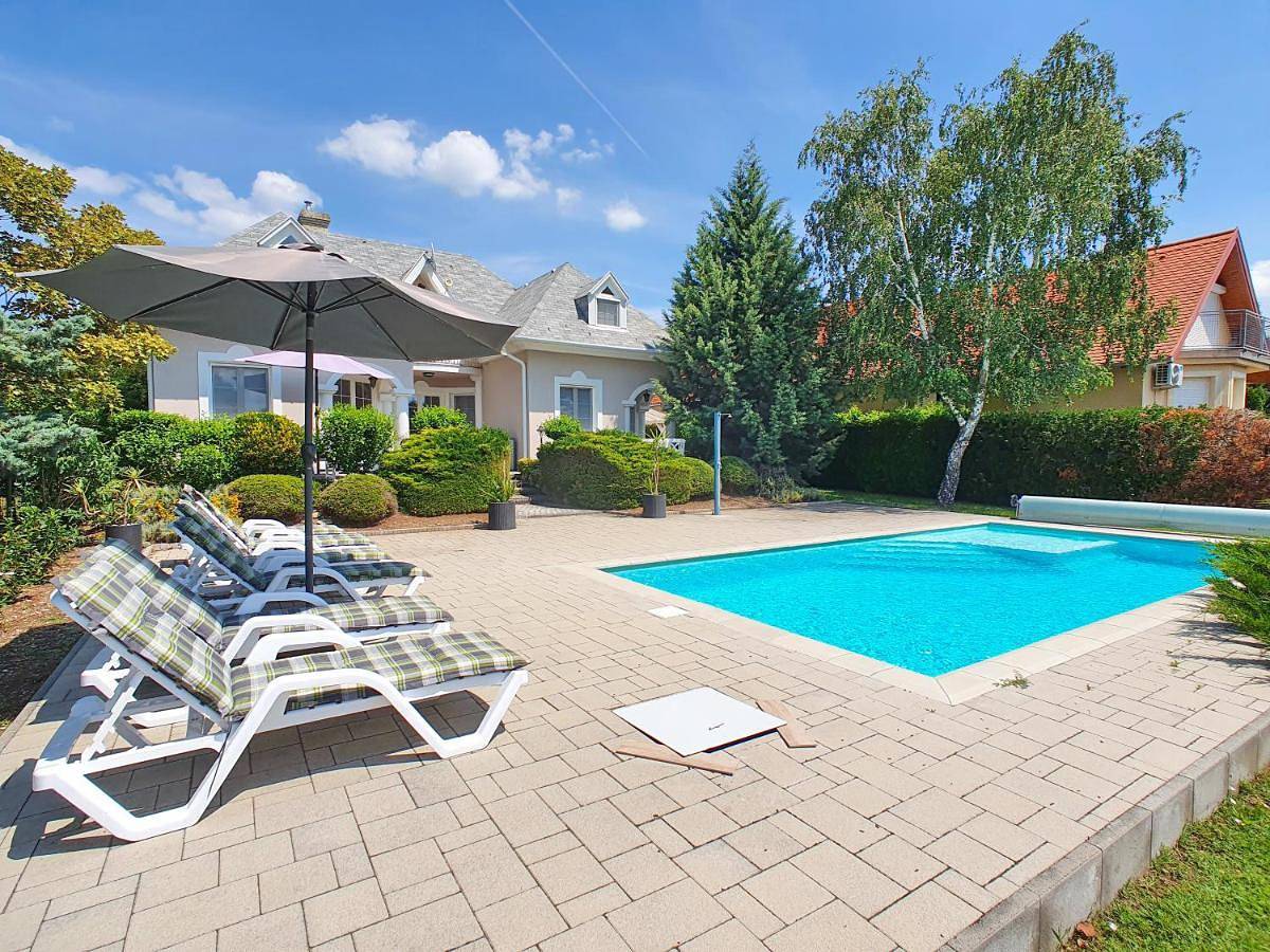 No 74 Villa Betty with swimming pool in Gyenesdias, Balaton Hochland Nationalpark