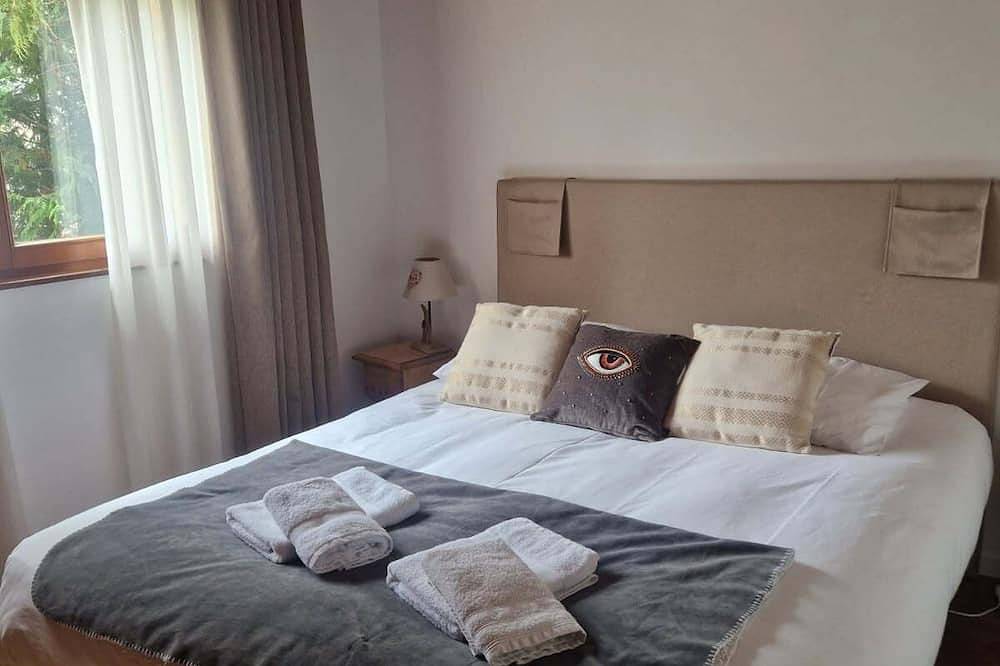 Chalet Kelly Centre Ville - Jaccuzzi, Sauna - Près des pistes in Lac de Gérardmer, Gérardmer