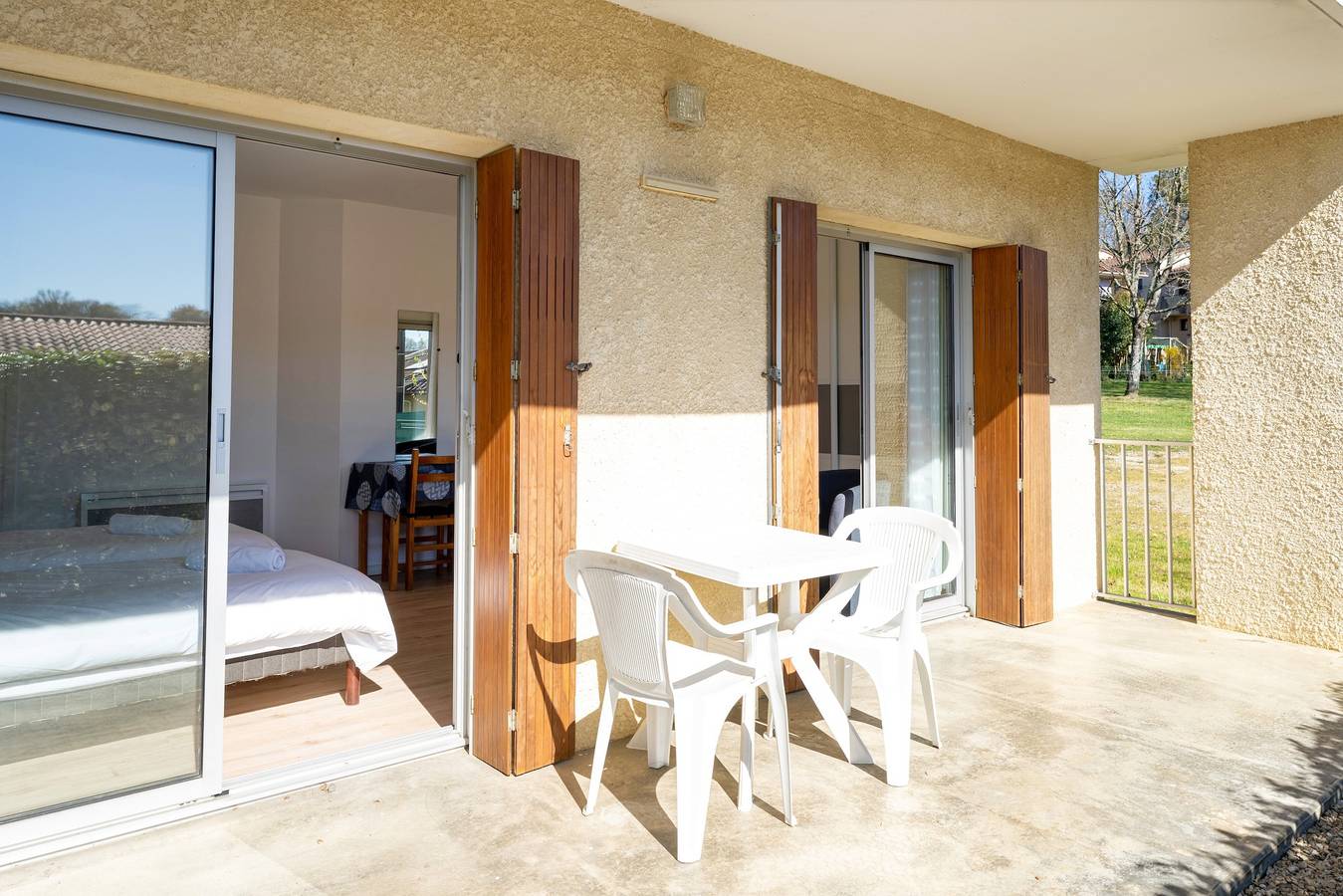 Ganzes Studio, Gemütliches Studio mit privater Terrasse, Klimaanlage und Billard – Cazaubon in Cazaubon, Gers