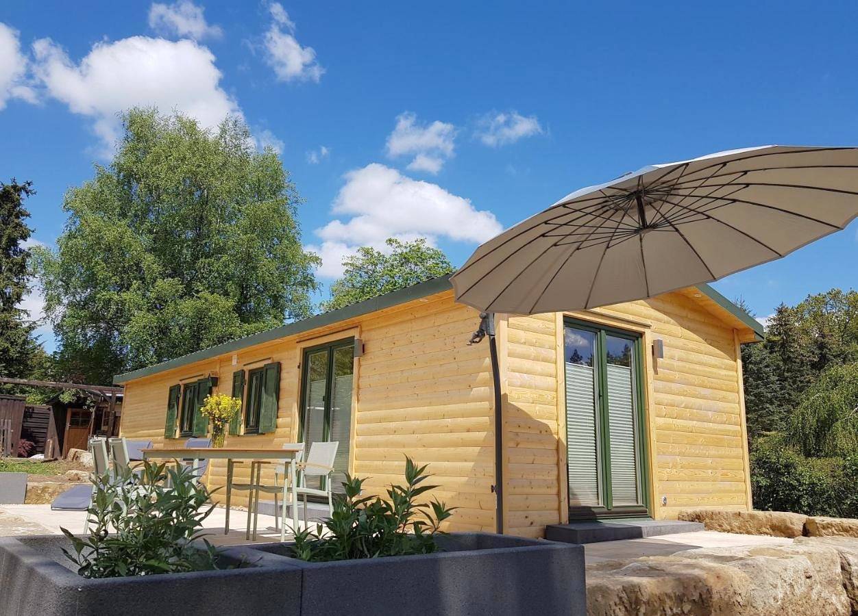 Chalet "Waldhauszeit" am See in Mücke, Vogelsberg Region