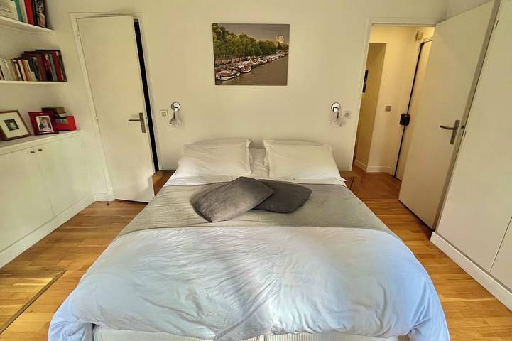 Ganze Wohnung, Charme und Blick auf den Garten, im Zentrum von Paris, in der Nähe von Montparnasse in Paris, Ile de France