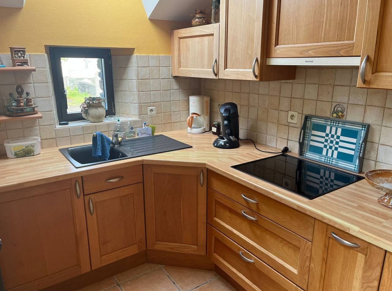 Petite maison bretonne de caractère in Montertelot, Région de Vannes