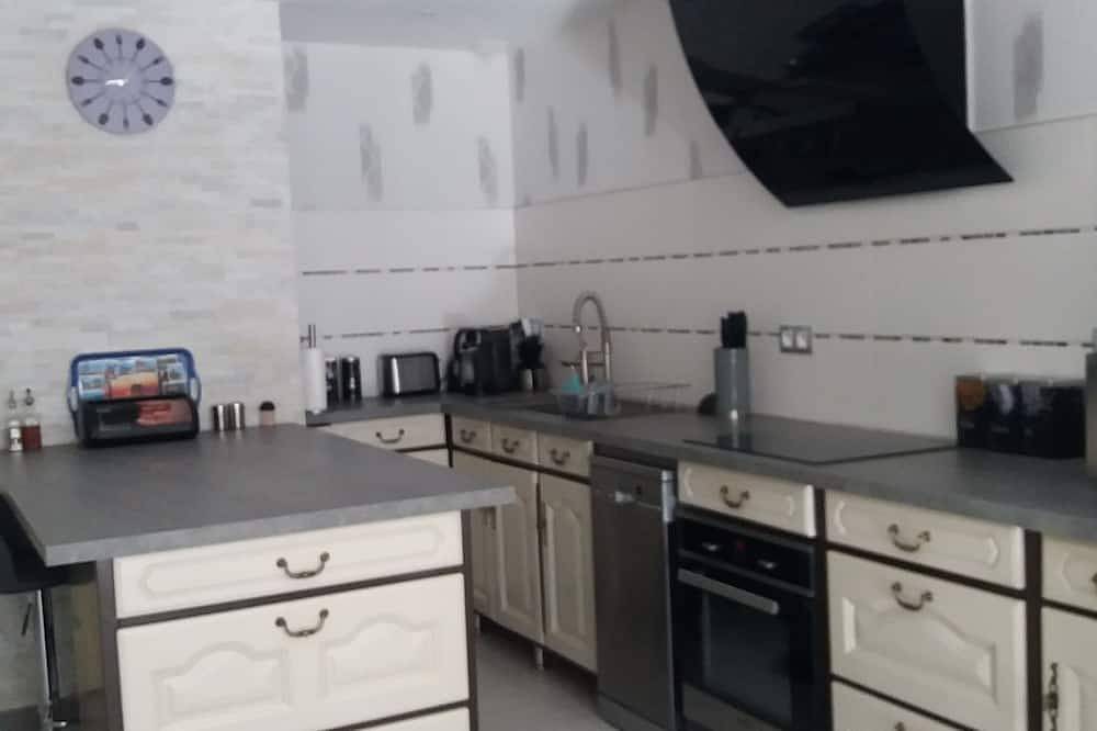 Apartamento entero, Encantador amueblado con jacuzzi in Saujon, Côte de Beauté