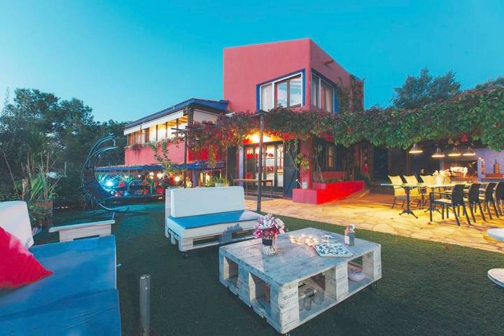 Casa rural para 22 personas, con vistas además de jardín y piscina en San Pedro de Ribas - 3