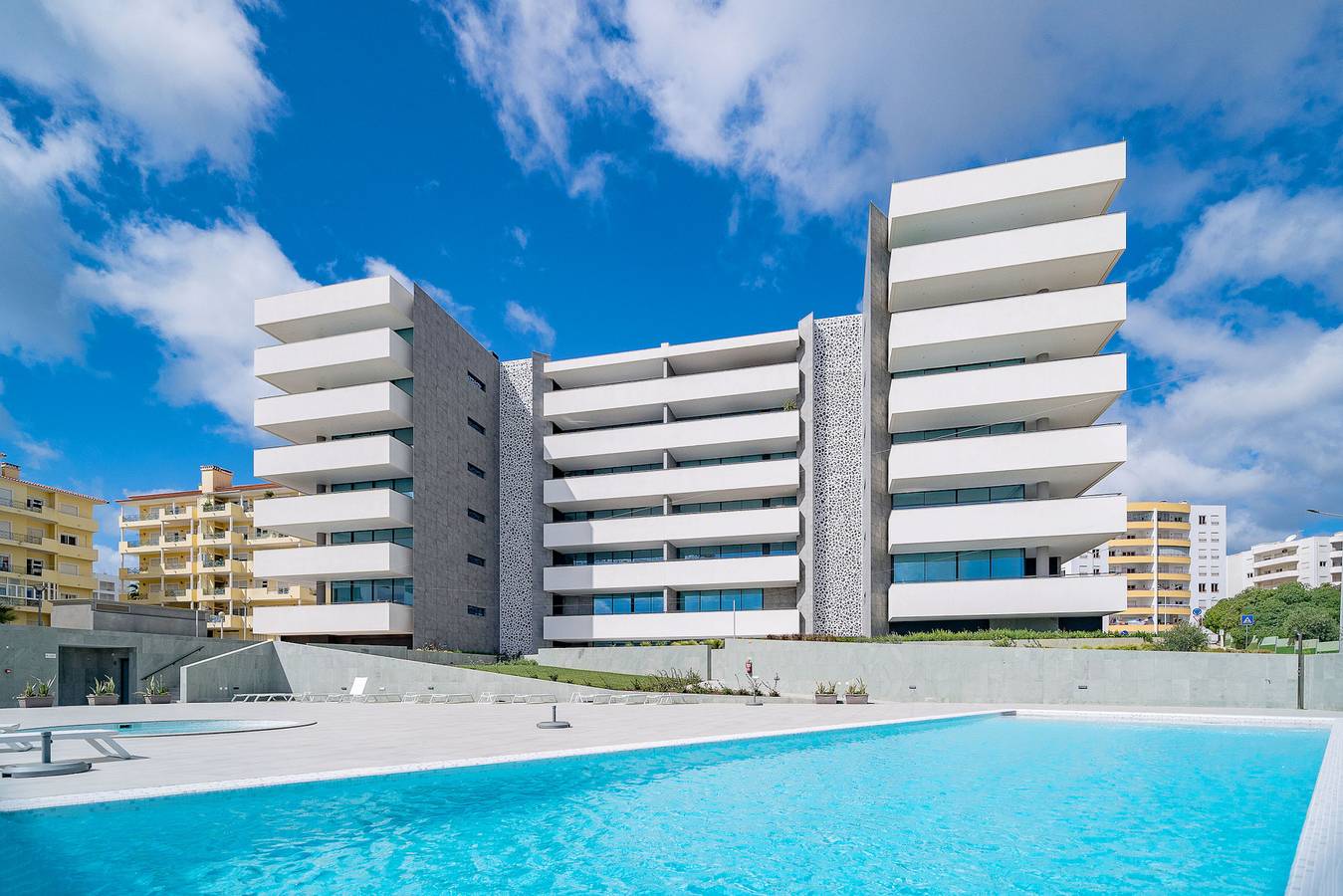 Hel lejlighed, Ultra-modern apartment [110] in Santa Maria, Lagos