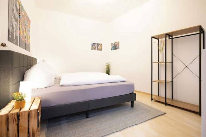 Appartement entier, ★ Ko-Living V à l'Opéra | En plein centre | Wifi gratuit | Jusqu'à 4 personnes ★ in Halle, Saale-Unstrut