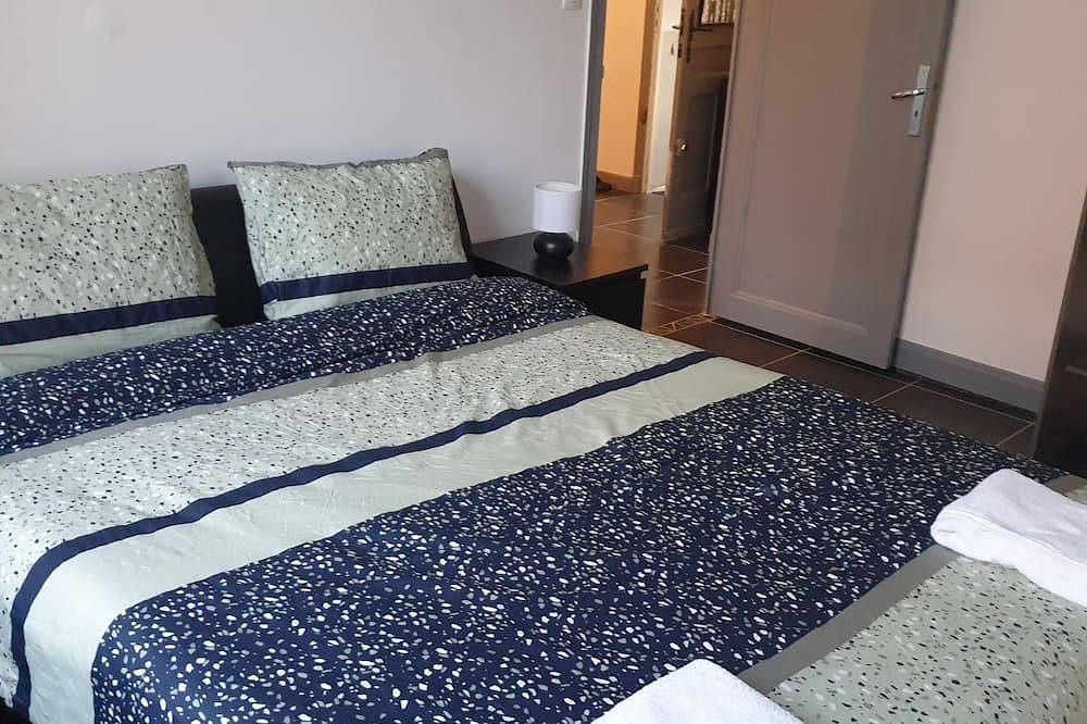 Entire apartment, Apartment t2 coup de coeur assuré all nearby in Saint-Étienne, Pilat Regional Nature Park