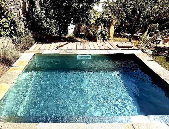 Gîte pour 4 personnes, avec piscine dans Cinema Le Studio Bastia