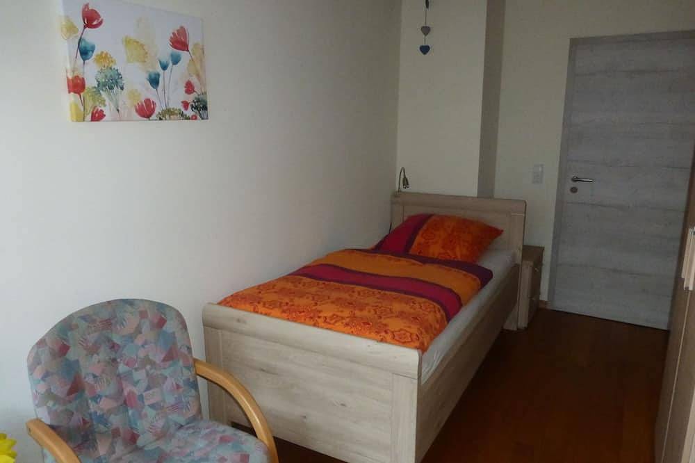 Ganze Wohnung, Ferienwohnung zum Moseltal, nähe Mittelmosel in Raversbeuren, Traben-Trarbach und Umbegung