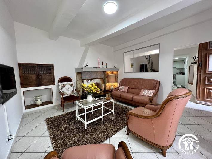 Gîte pour 6 personnes, avec terrasse, animaux acceptés