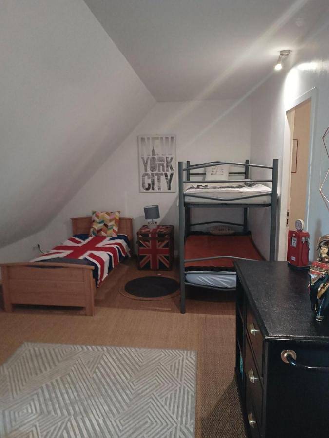 Gîte pour 8 personnes, avec jardin, animaux acceptés à Gond-Pontouvre - 2