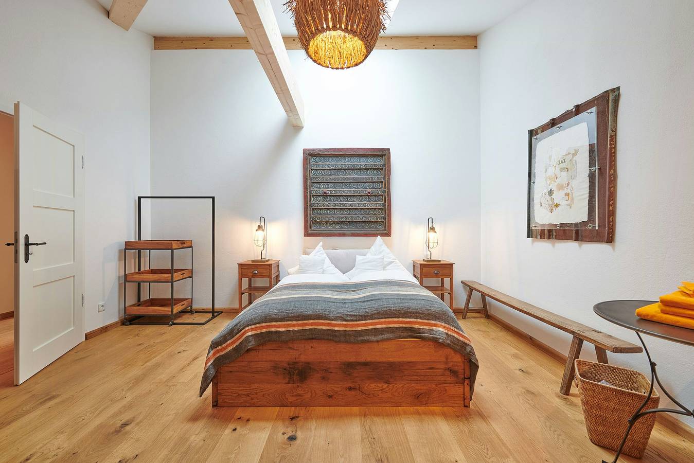 Ganze Wohnung, Loft-Apartment am Chiemsee mit Panoramafenster in Übersee, Chiemsee