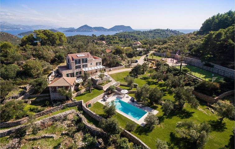 Urlaub am Meer: Gemütliches Apartment mit 1 Schlafzimmer, Pool und WLAN in Grad Dubrovnik, Dubrovnik-Neretva