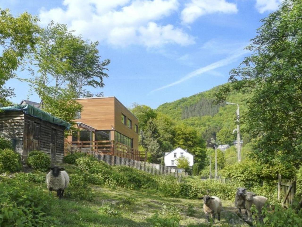 Mooi huis met sauna & spa bij de rivier in Petit Coo, Stavelot