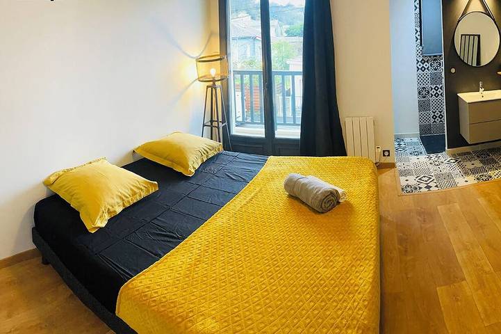 Beautiful house with jacuzzi !!! in Cenon, Bordeaux und Umgebung