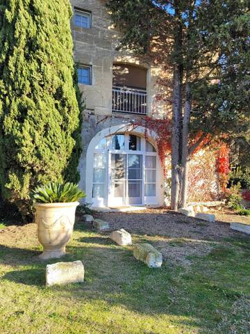 Gîte pour 4 personnes, avec piscine et jardin dans Albaron