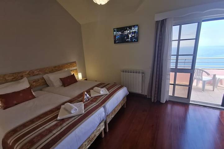 Location de vacances pour 2 personnes, avec jardin ainsi que balcon et jacuzzi à Santana - 3