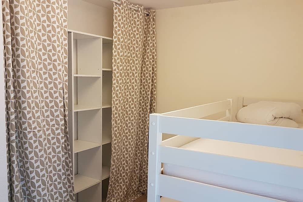 Appartement entier, Logement tout confort 70 m2 avec terrasse à Lyon in Vénissieux, Rhône