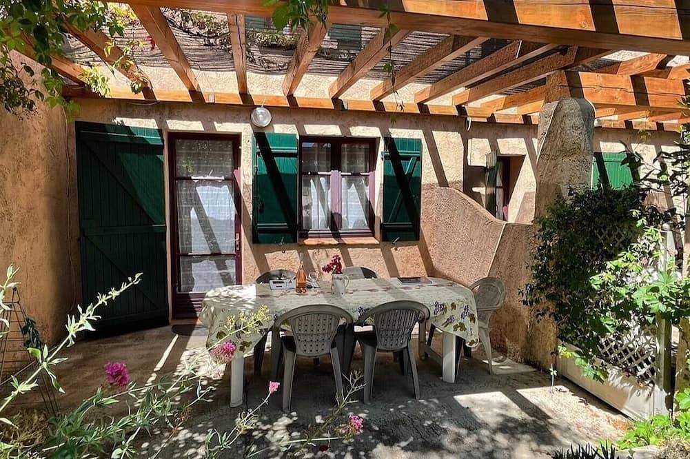 Gîte La Vigne Vierge in Six-Fours-les-Plages, Region de Toulon