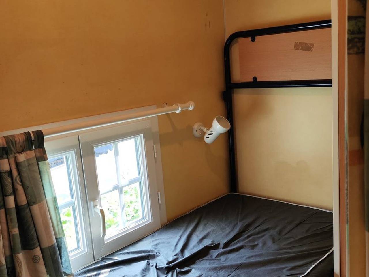 Mobil-home acogedor - 3 pers. in La Tour-d'Auvergne, Parque Natural Regional Volcans d'Auvergne