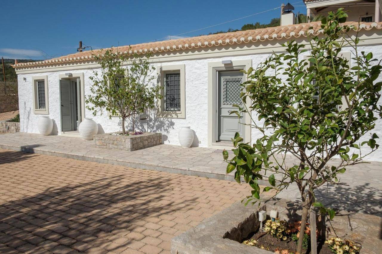 Traditional Guest House Grandma Vitsa in Ermioni in Ermioni, Argolis