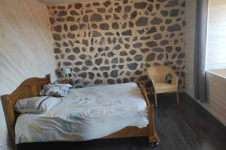 Gîte pour 4 personnes, avec terrasse à Le Brignon - 3