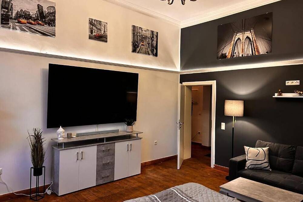 Ganze Wohnung, Dz Appartements - Ferienwohnung mit Klimaanlage, inkl. Wlan, Betten stellbar in Wittenberge, Prignitz