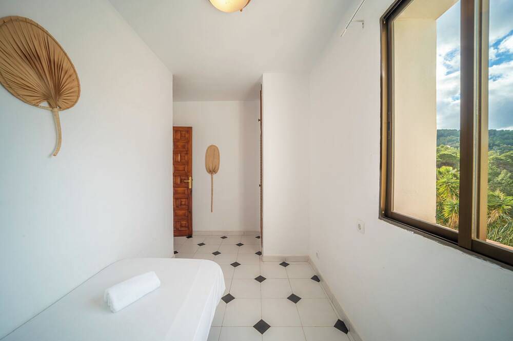 Entire apartment, Es Grop in S'Arenal Petit, Sant Joan de Labritja