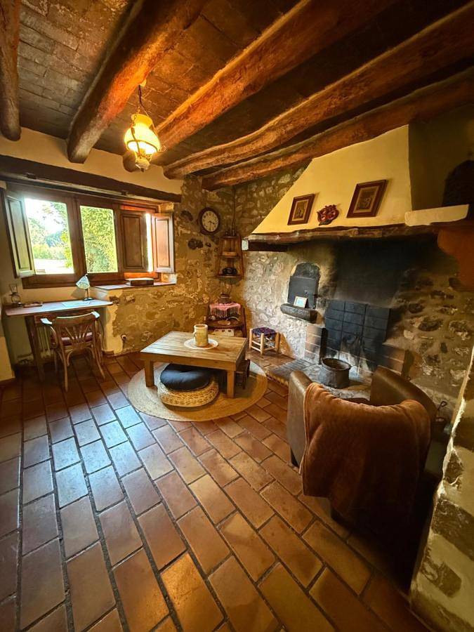 Casa rural para 16 personas, con Balcón y Terraza además de Jardín y Piscina en Besalú - 4