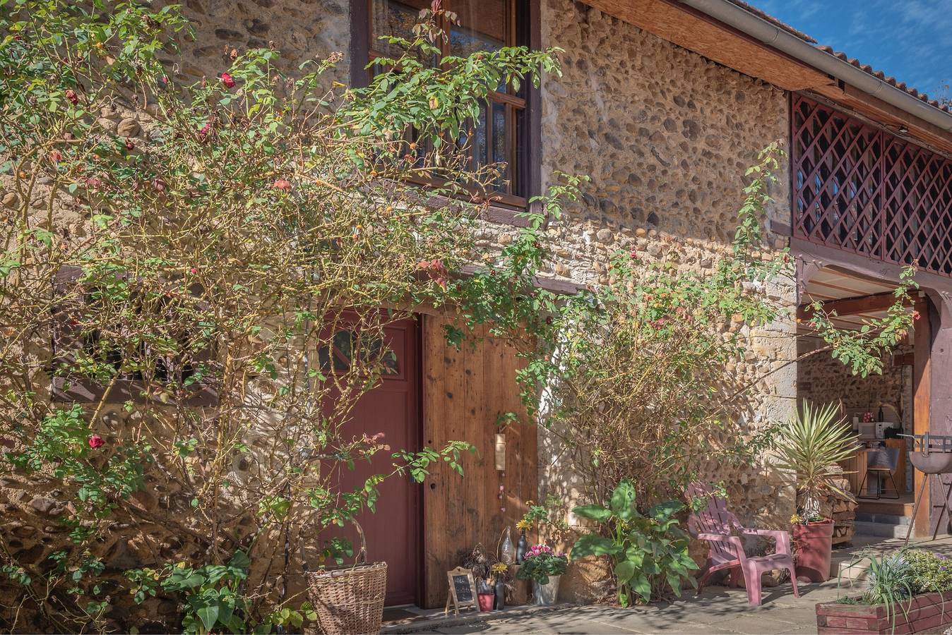 Holiday Home 'Tomettes' with Mountain View, Wi-Fi and Air Conditioning in Peyraube, Hautes-Pyrénées