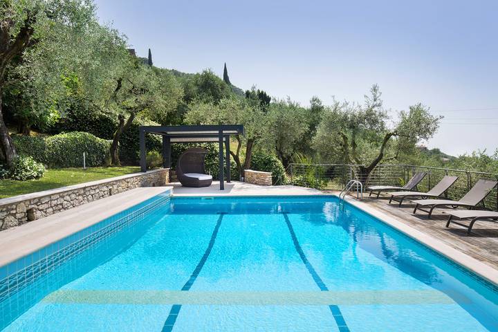Villa mit pool für 12 Personen, mit Garten und Seeblick sowie Balkon in Torri del Benaco - 3