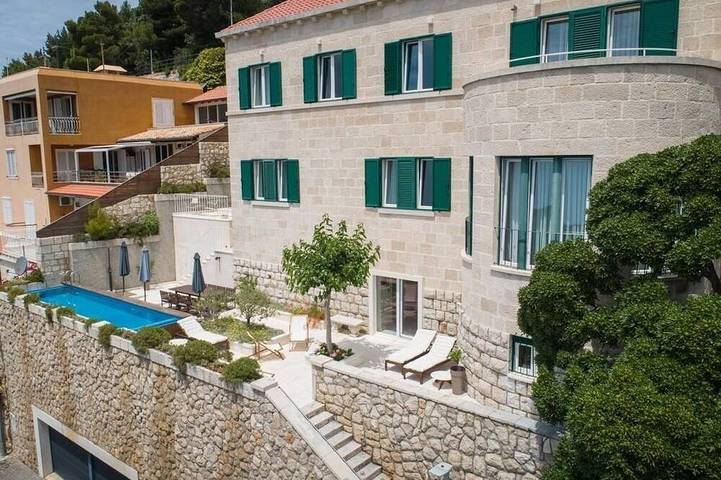 Ferienhaus für 12 Personen, mit Sauna und Garten sowie Whirlpool in Dubrovnik