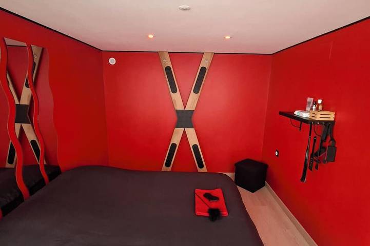 Gîte pour 2 personnes, avec jacuzzi à Allemant