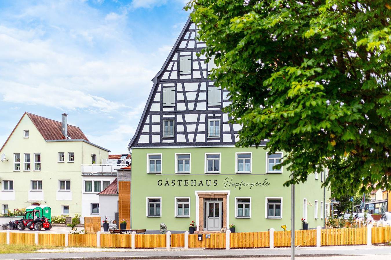 Ganze Wohnung, Apartment mit Balkon "Hopfenblicke" in Spalt, Fränkisches Seenland
